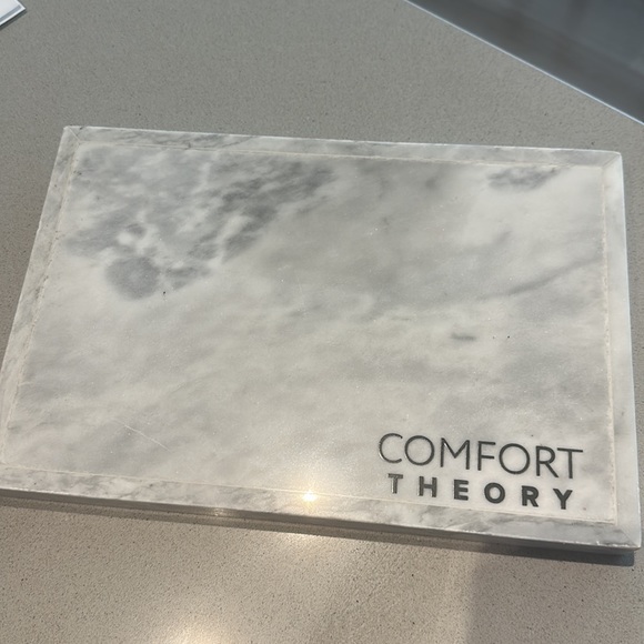 Beautiful Marble Vanity tray - Picture 4 of 6